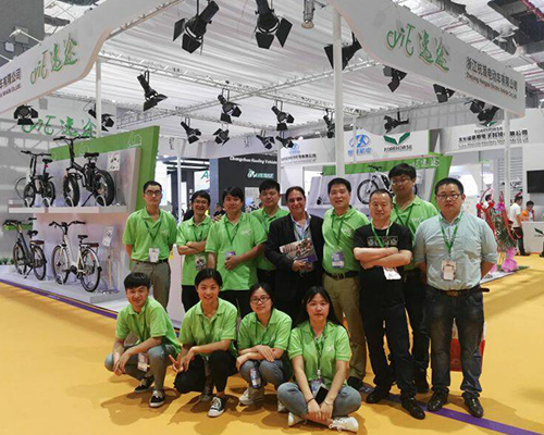 La trigésima exposición de bicicletas de Shanghai se llevará a cabo del 6 al 9 de mayo, la mayoría de las élites industriales presentarán sus mejores productos allí. Bienvenido a visitar Shanghai para el espectáculo.